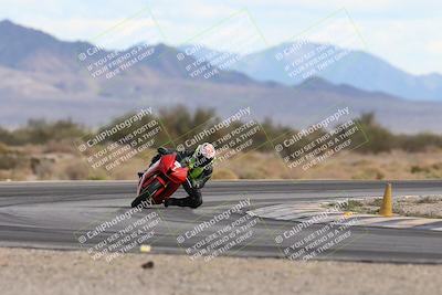 media/Nov-16-2025-Race Pace (Sun) [[8c5fa54630]]/Non Verified Riders (1st 20 Minutes)/5-Turn 15 (110pm)/